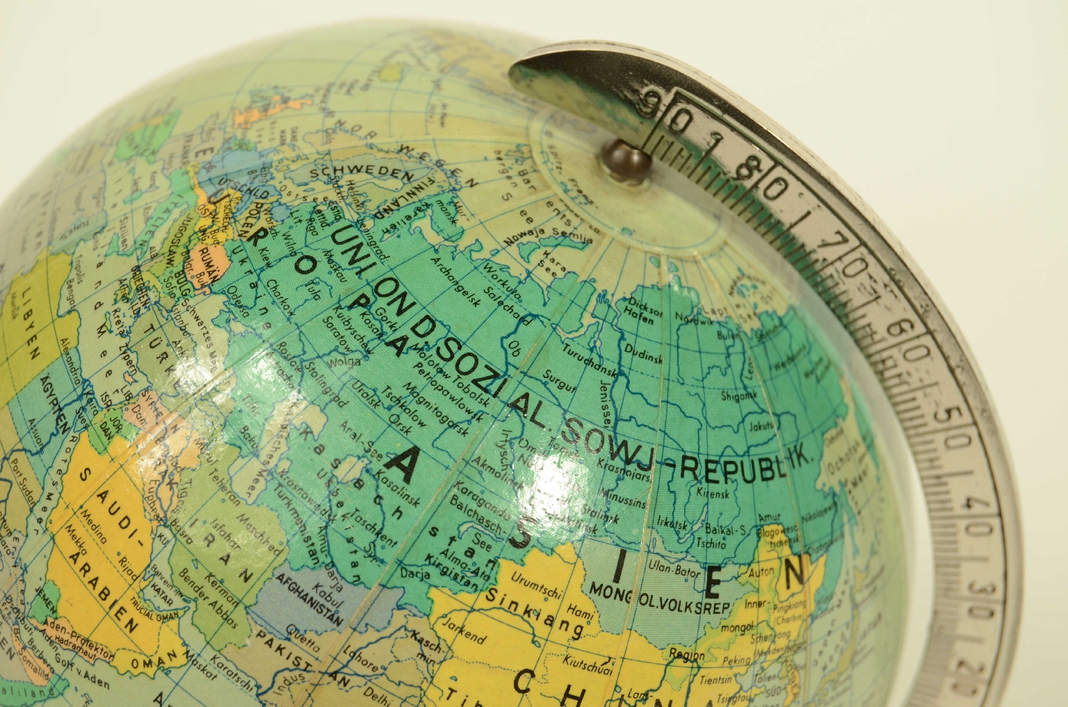 Antique globes-world maps/8340-Small Terrestrial Globe