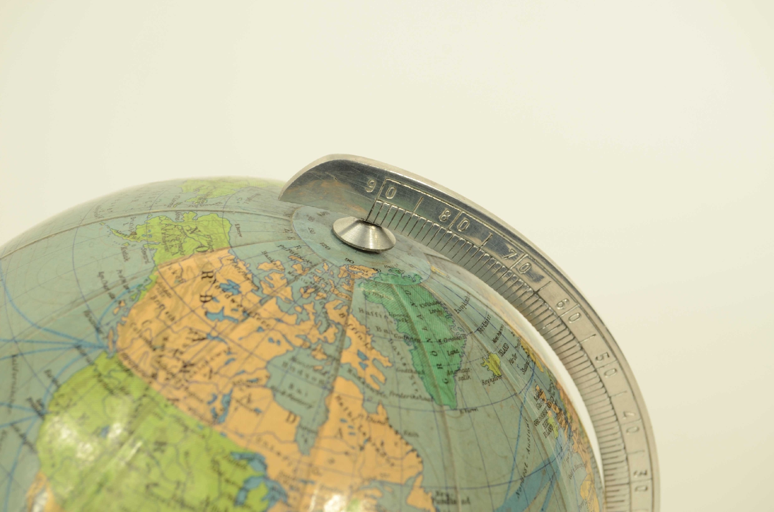 Antique globes-world maps/8341-Small Terrestrial Globe