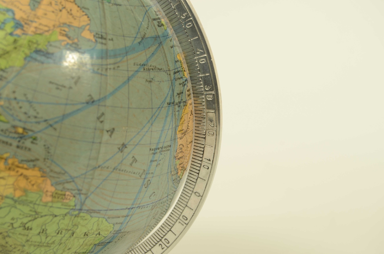 Antique globes-world maps/8341-Small Terrestrial Globe