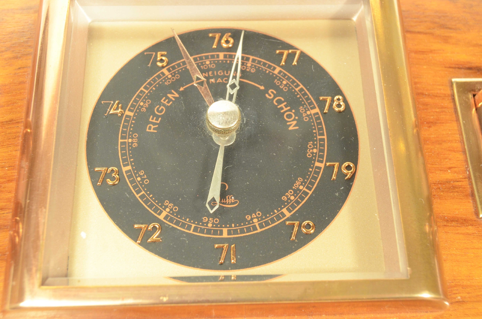 Antique barometers/8348-Weather Station