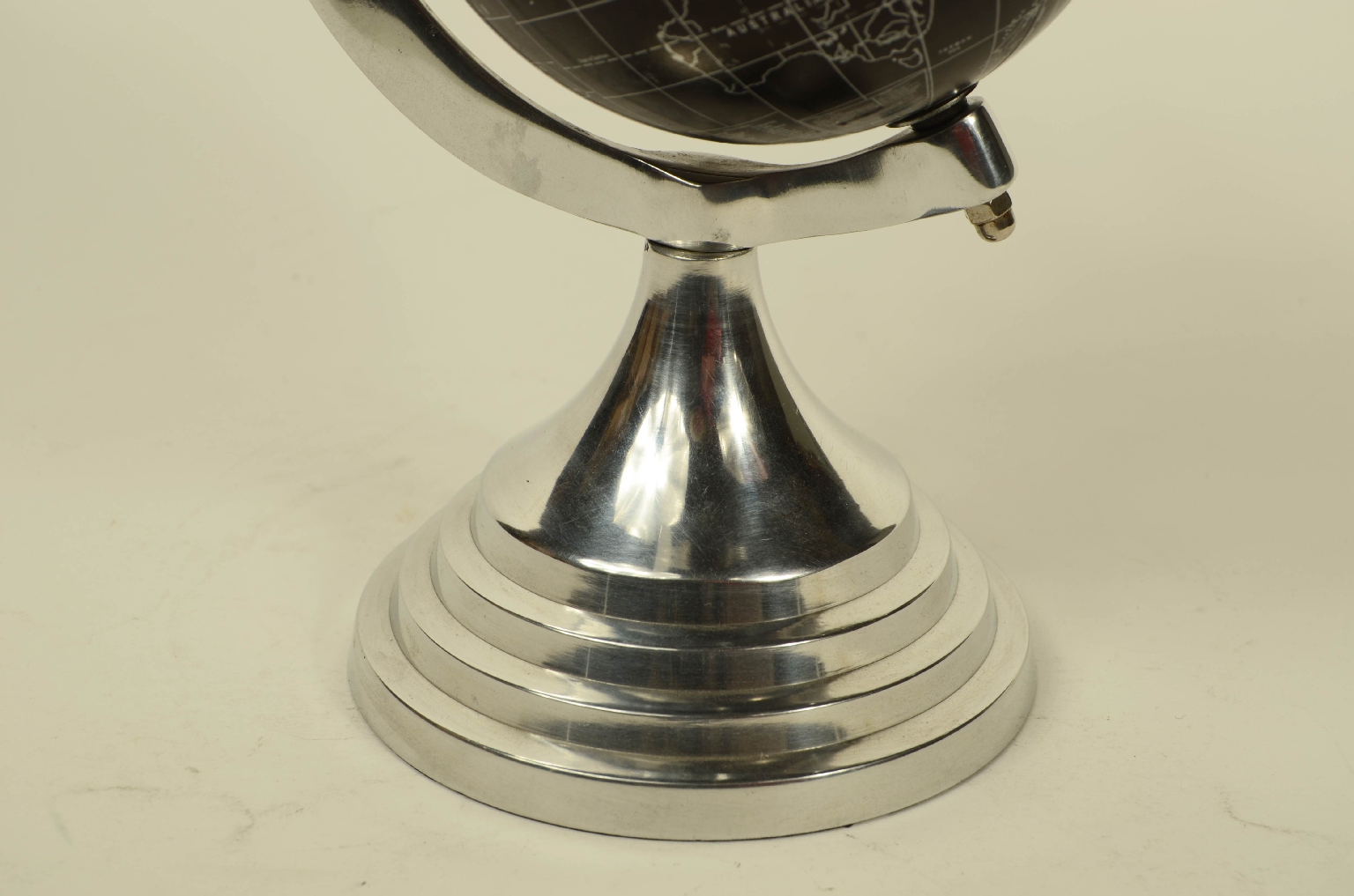 Globi-mappamondi antichi/8353-Globo Terrestre 