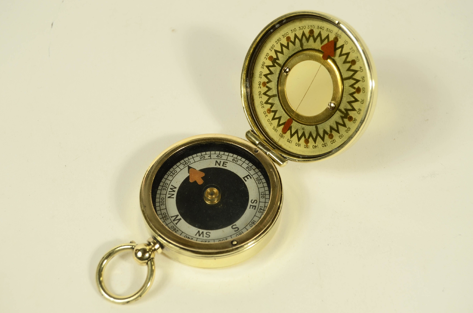 Antique compasses/8359-Brass Compass