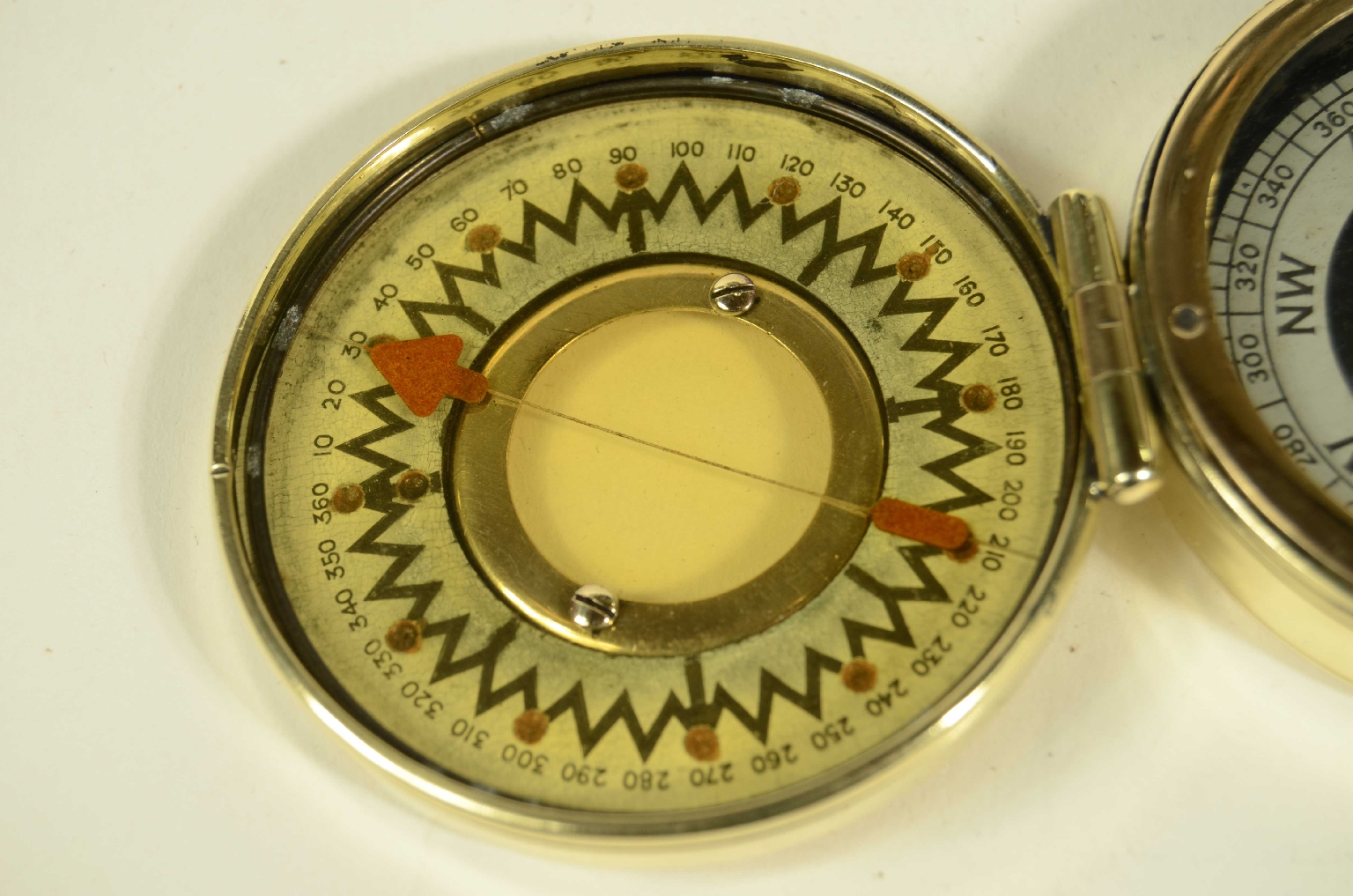 Antique compasses/8359-Brass Compass