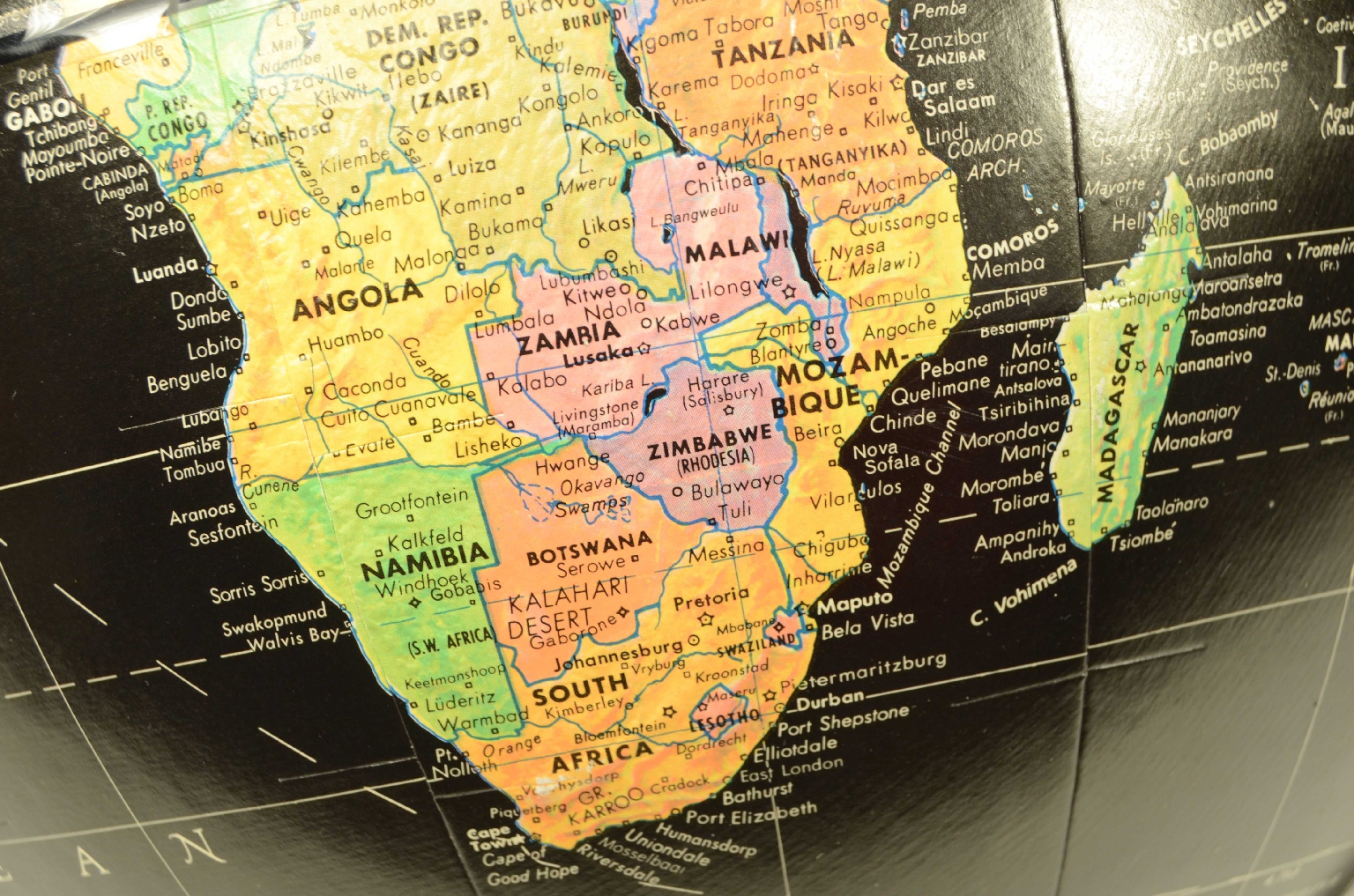 Globi-mappamondi antichi/8366-Globo Terrestre