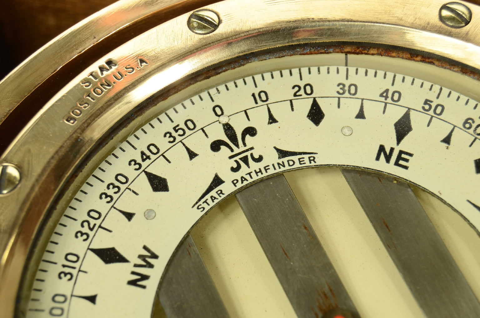 Antique compasses/8374-Nautical Compass