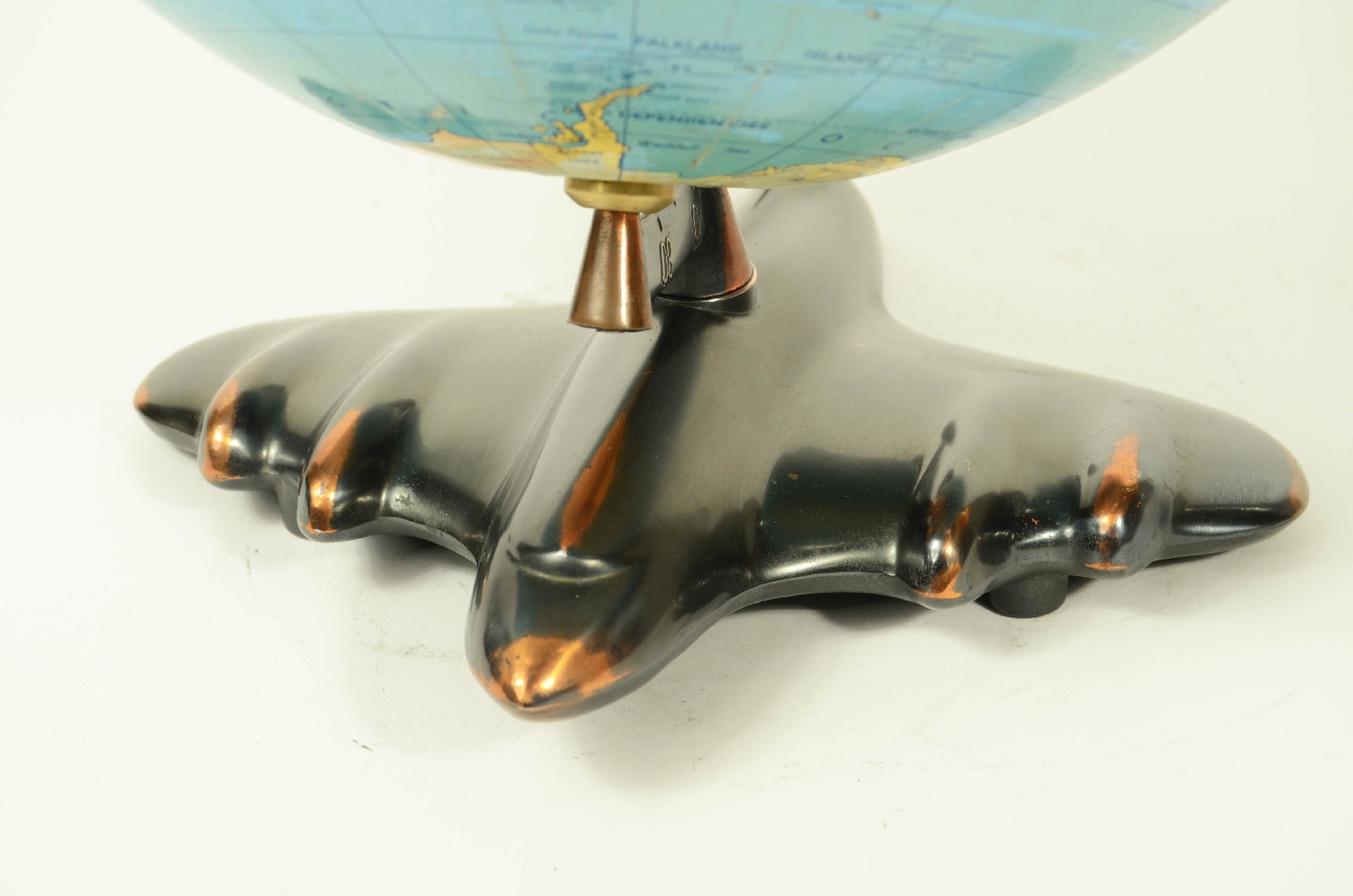 Antique globes-world maps/8381-Terrestrial Globe