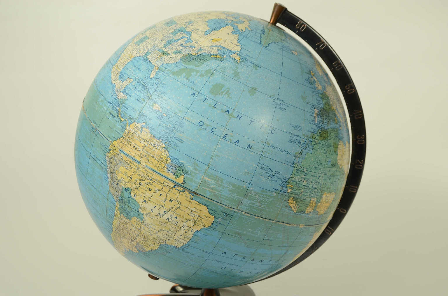 Antique globes-world maps/8381-Terrestrial Globe