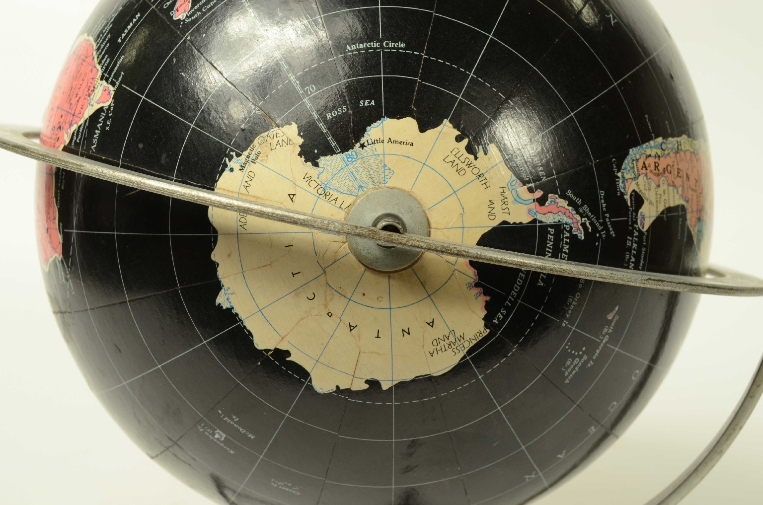 Antique globes-world maps/8382-Terrestrial Globe