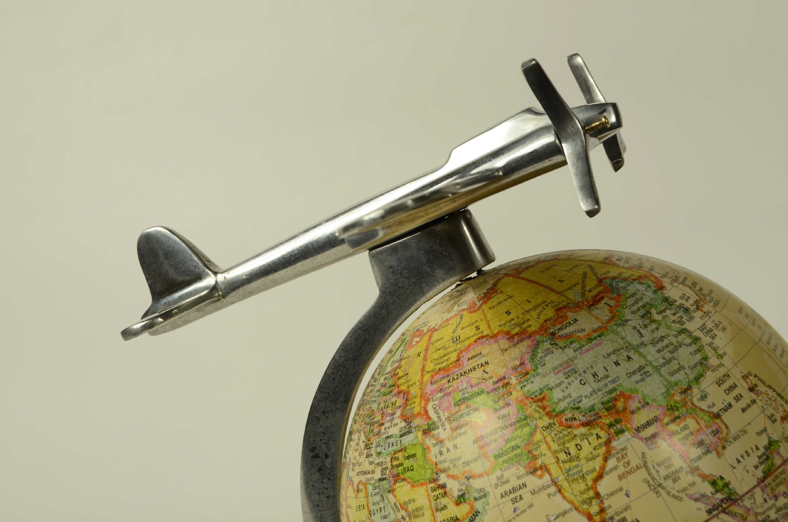 Antique globes-world maps/8384-Terrestrial Globe