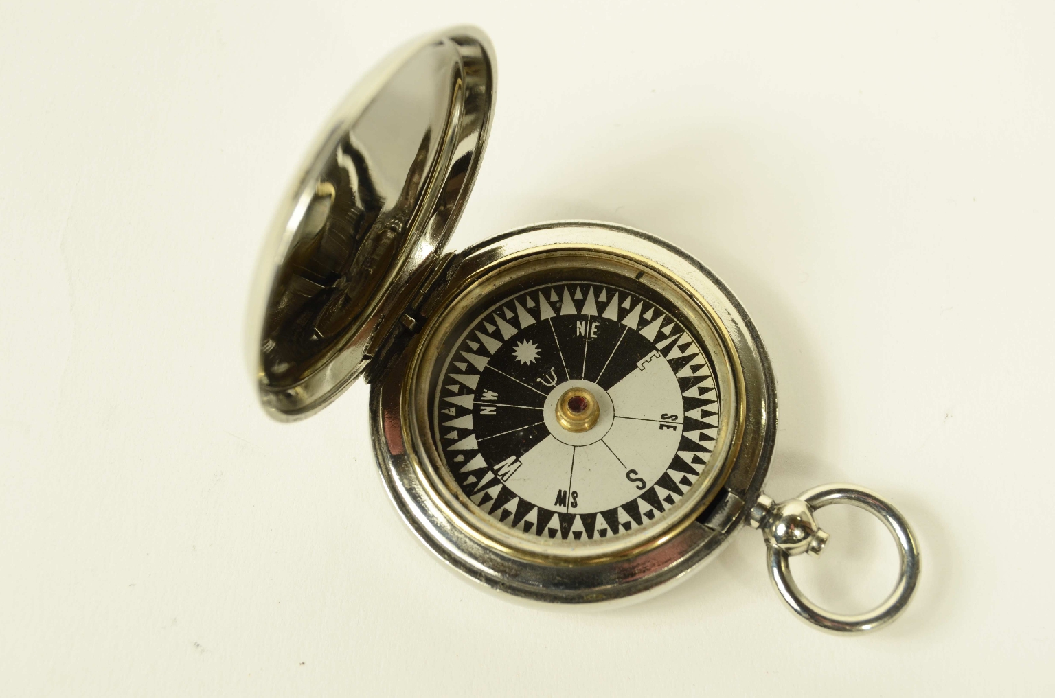 Antique compasses/8390-Pocket Compass