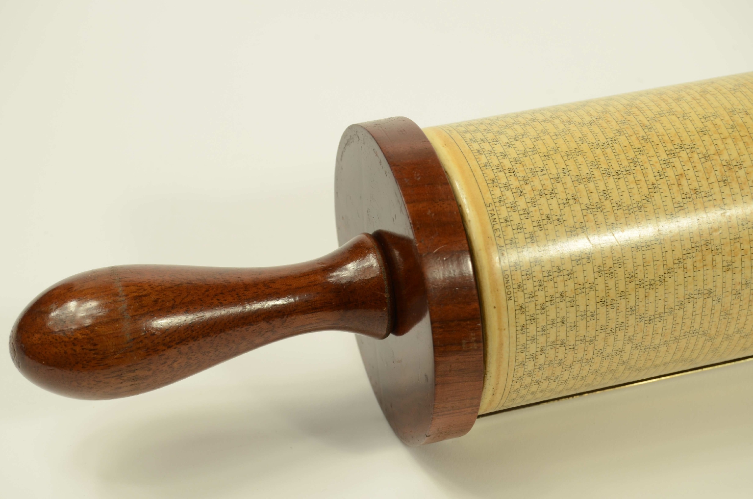 Antique measuring instruments/8391-ANtique Slide Rule