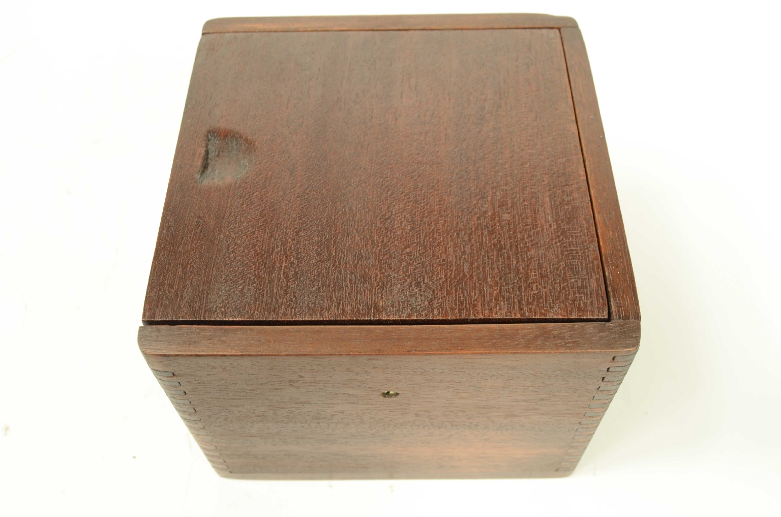 Antique compasses/8396-Magnetic Compass