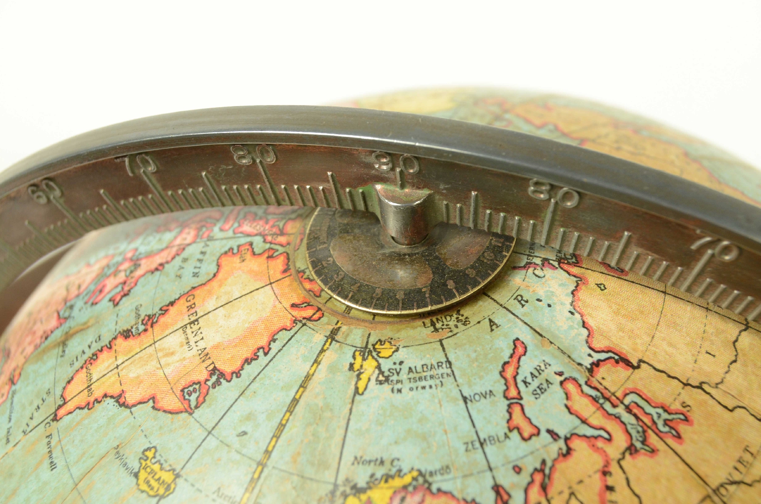 Antique globes-world maps/8400-Terrestrial Globe