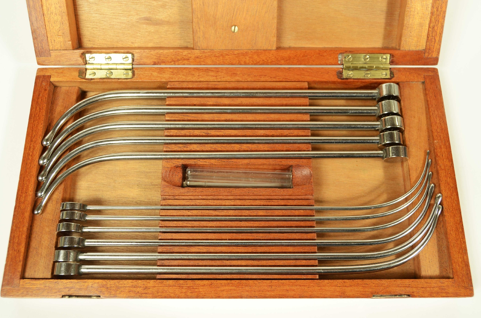 Old medical instruments/8448-Medical Set