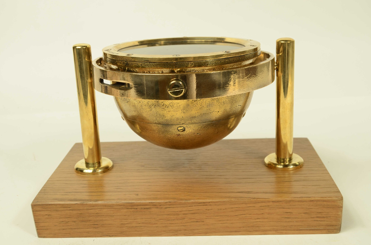 Antique compasses/8451-Nautical Compass