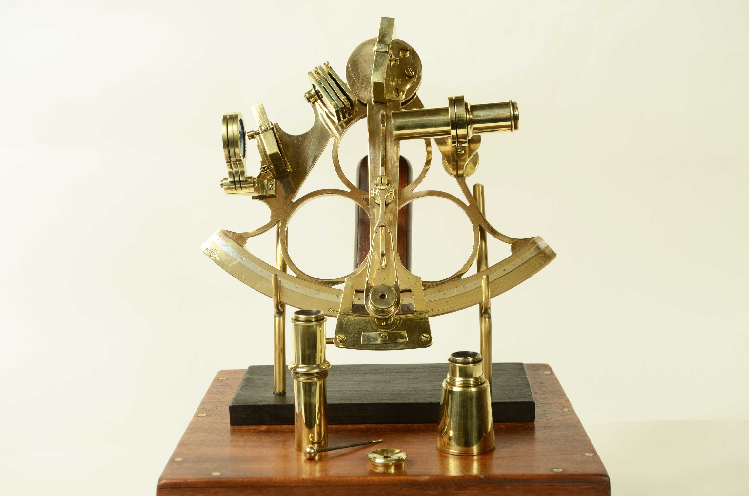 Antiquariato nautico/8452-Sestante in Ottone