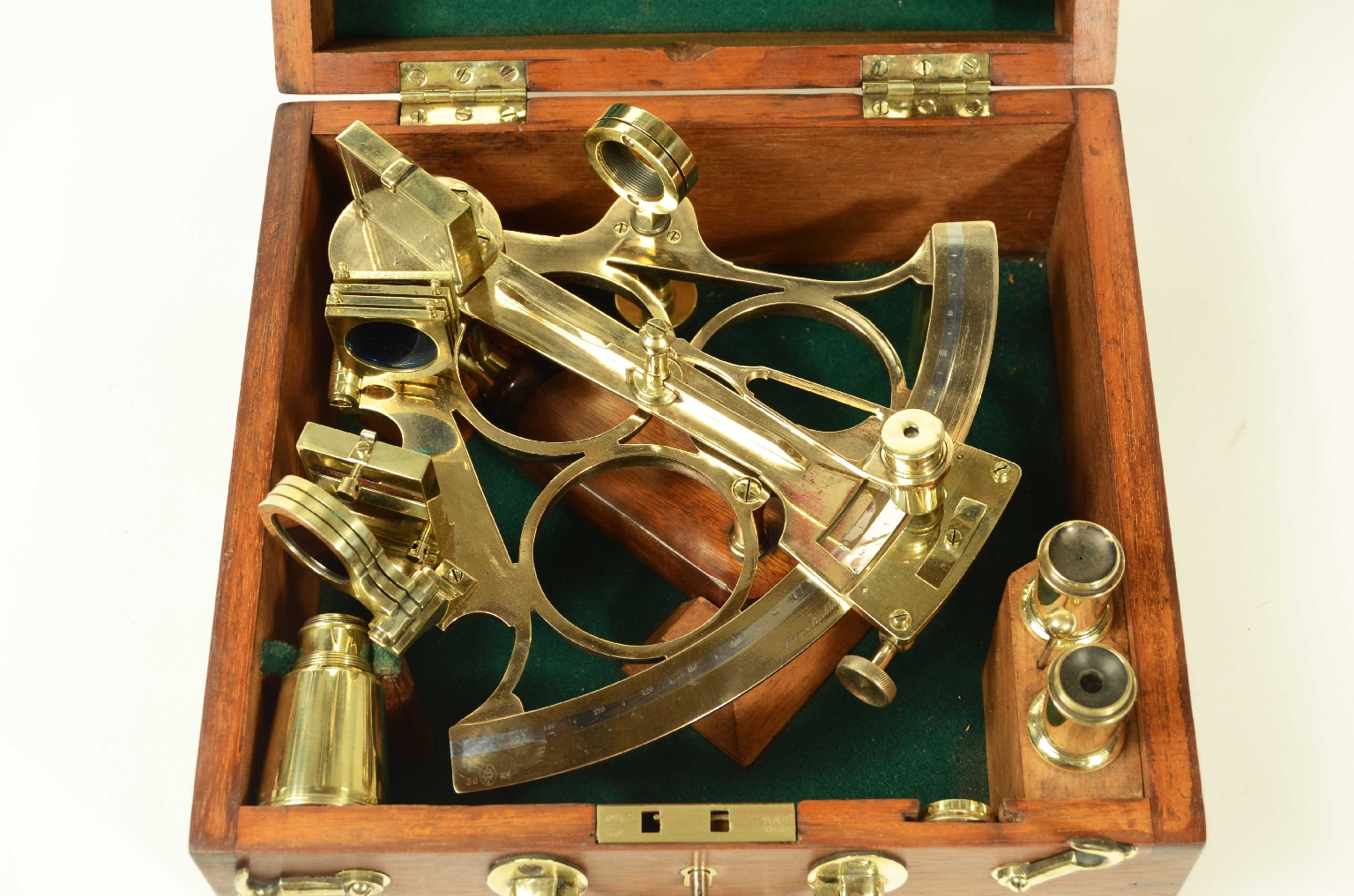 Antiquariato nautico/8452-Sestante in Ottone