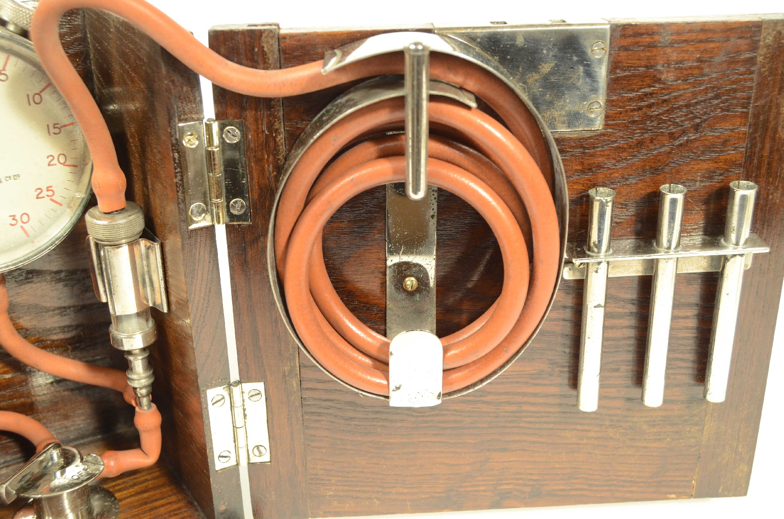 Old medical instruments/8457-Device Pneumothorax