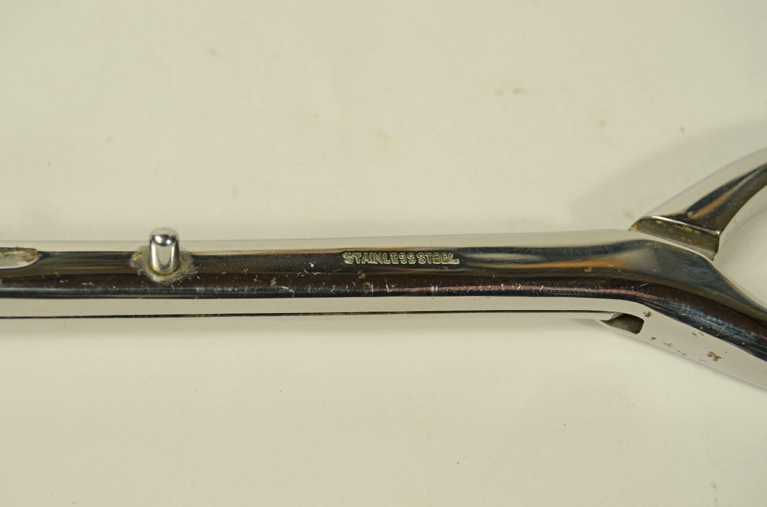 Old medical instruments/8466-Suture Forceps