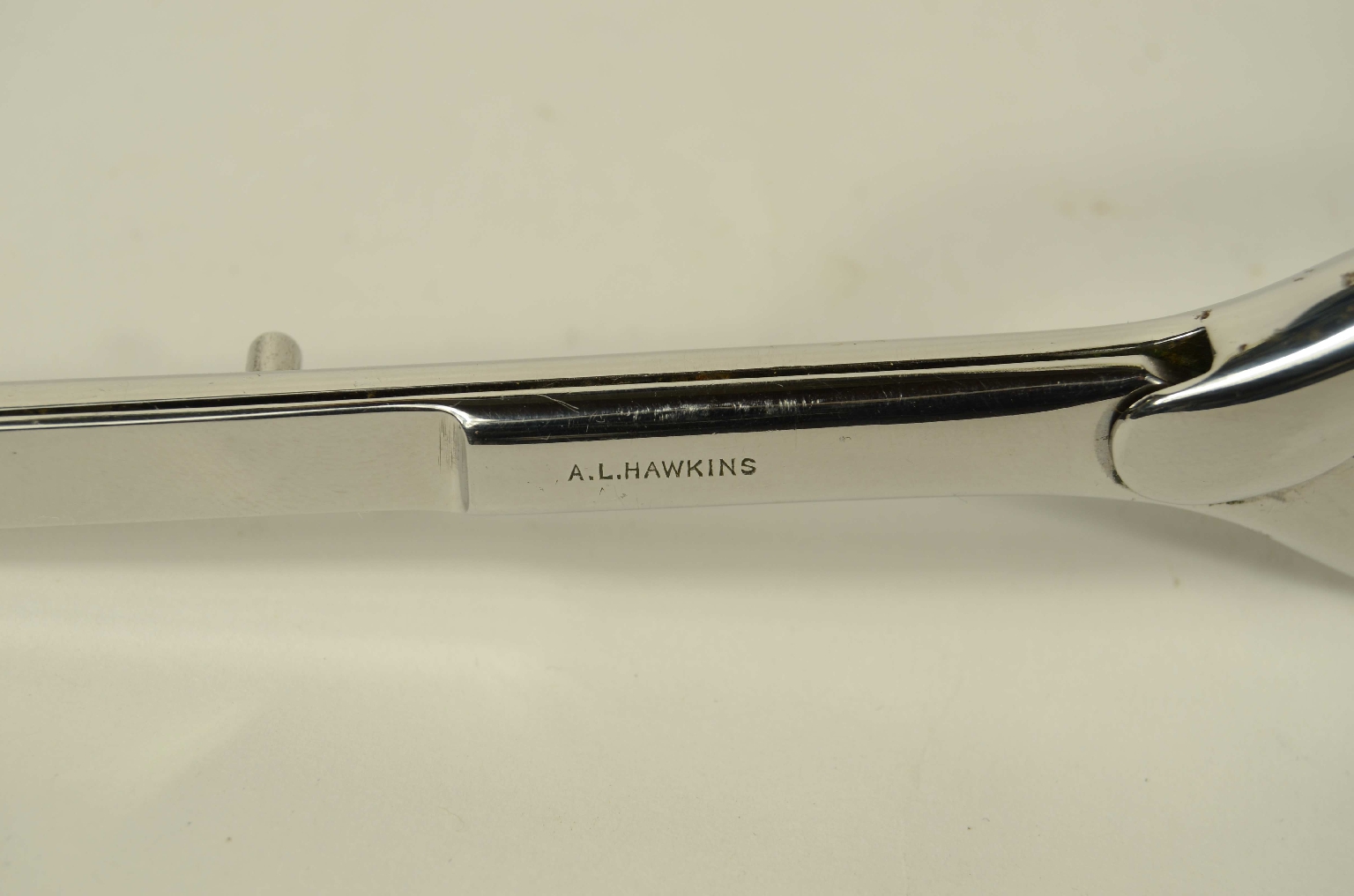 Strumenti medici d'epoca/8466-Pinza da sutura