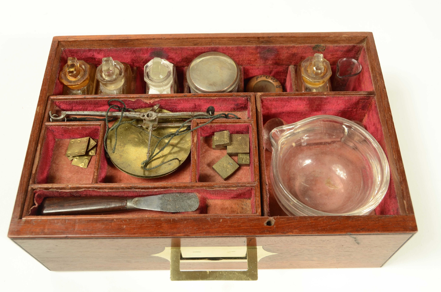 Old medical instruments/8473-Travelling Apothecary