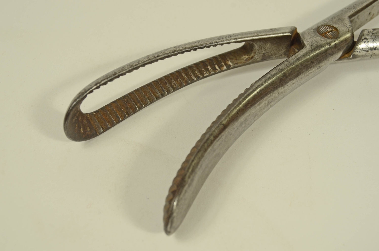 Old medical instruments/8475-Cranioclastic Forceps