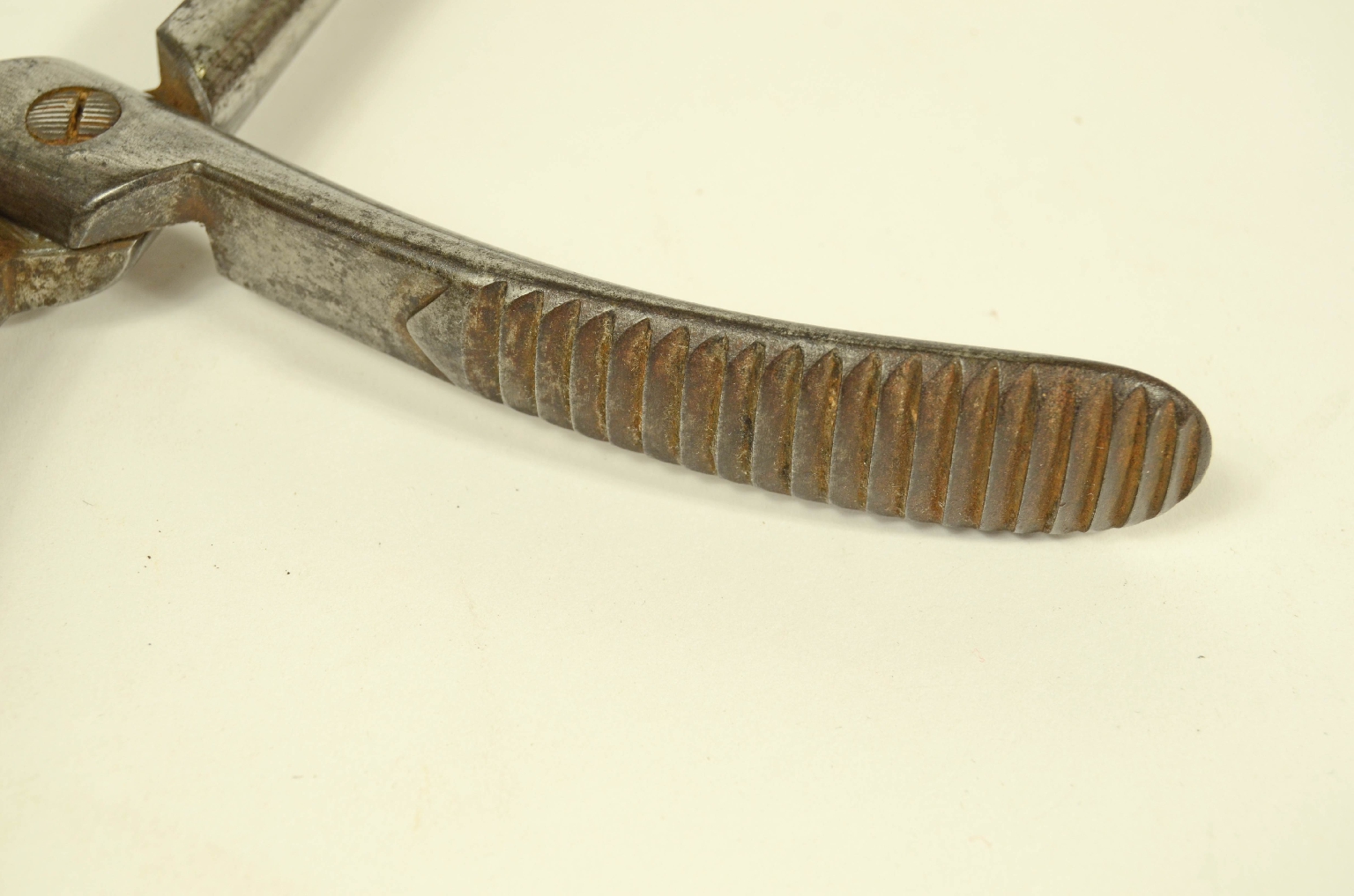 Old medical instruments/8475-Cranioclastic Forceps