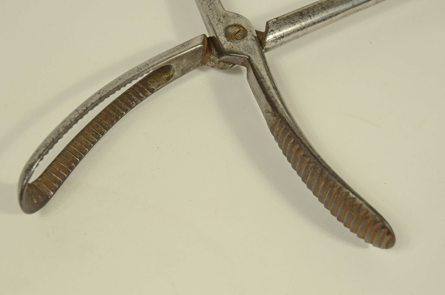 Old medical instruments/8475-Cranioclastic Forceps