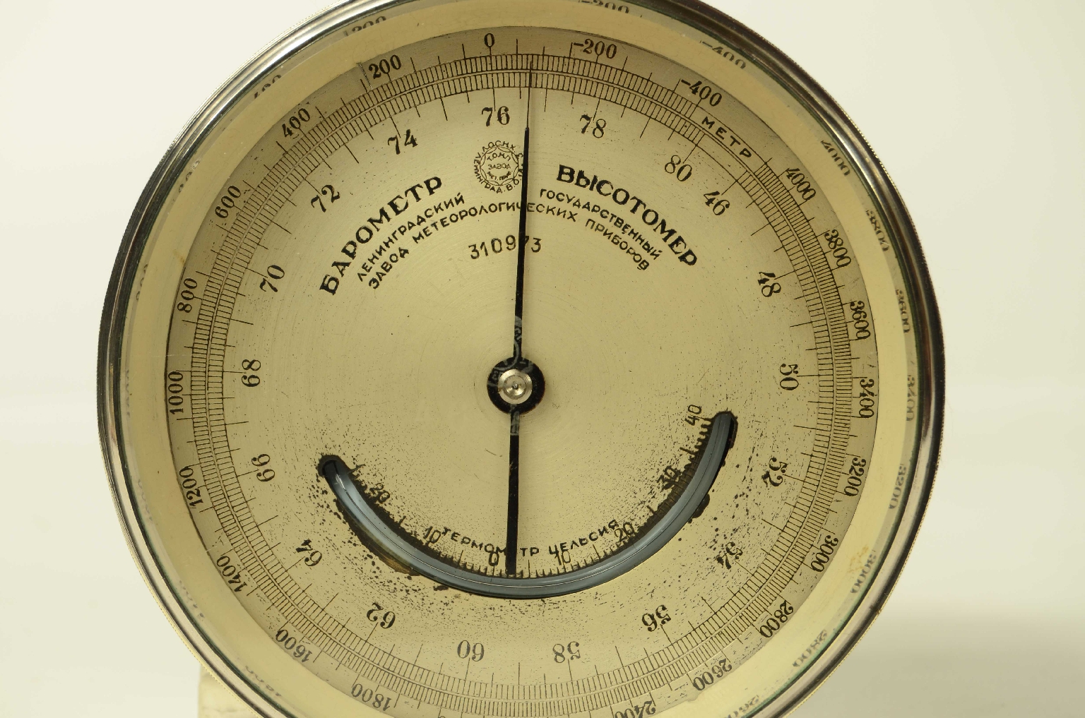 Antique barometers/8483-Barometric Altimeter