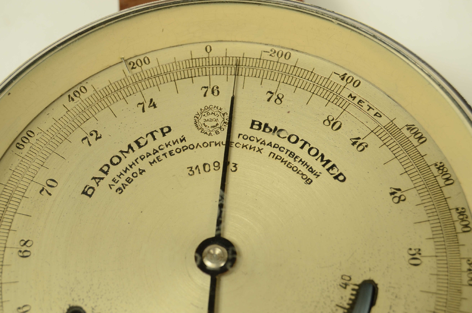 Antique barometers/8483-Barometric Altimeter