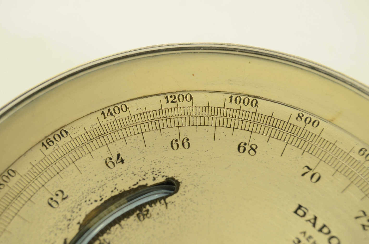 Antique barometers/8483-Barometric Altimeter