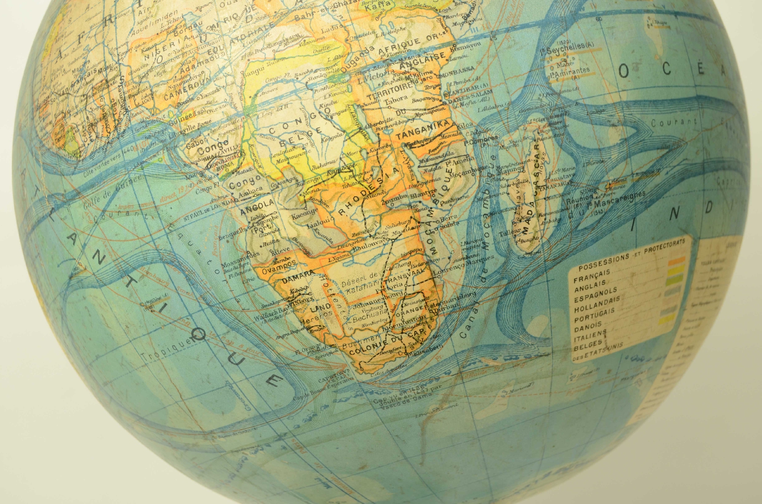 Antique globes-world maps/8485-Terrestrial Globe