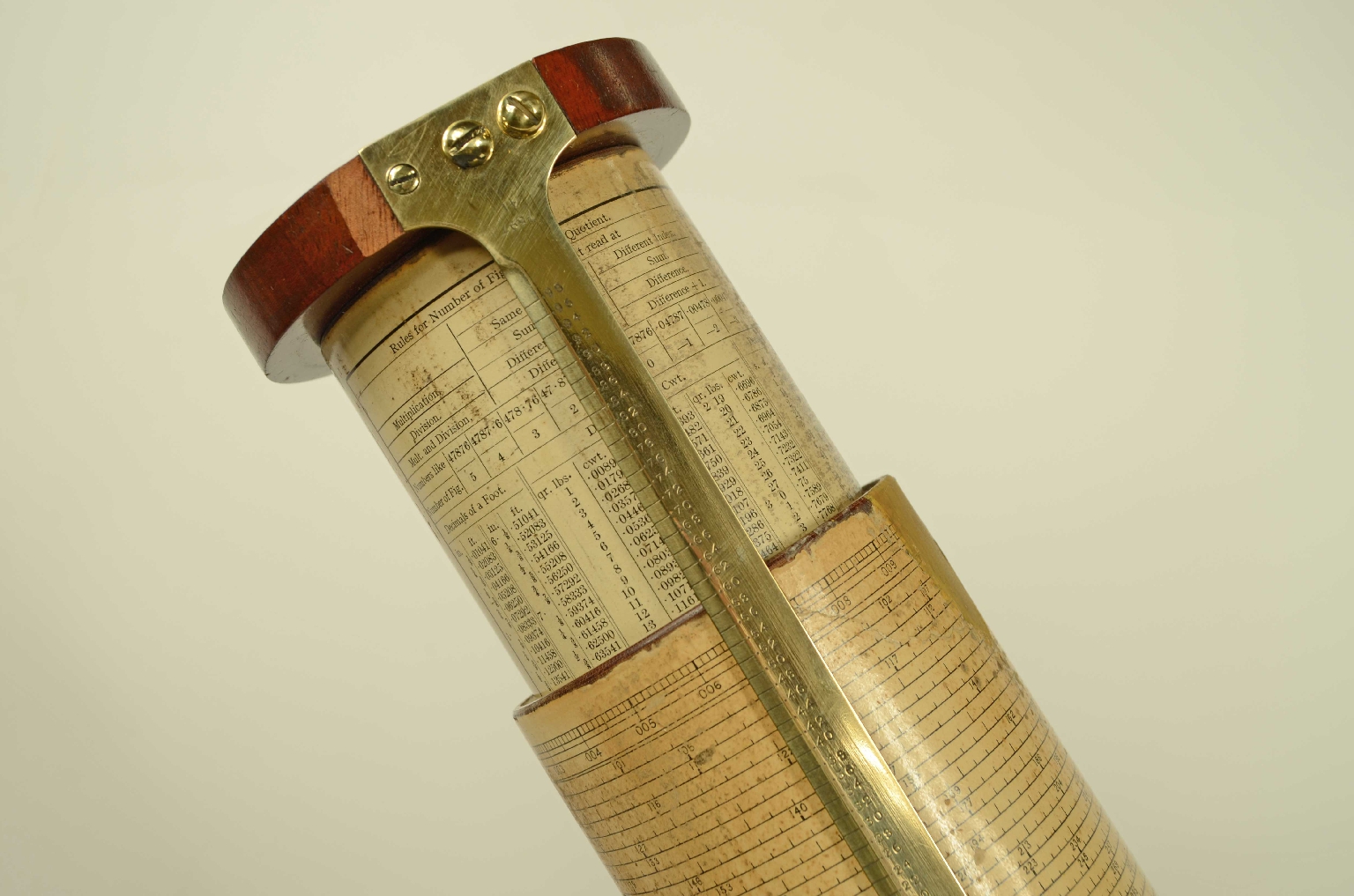 Strumenti di misura antichi/8550-Regolo Calcolatore
