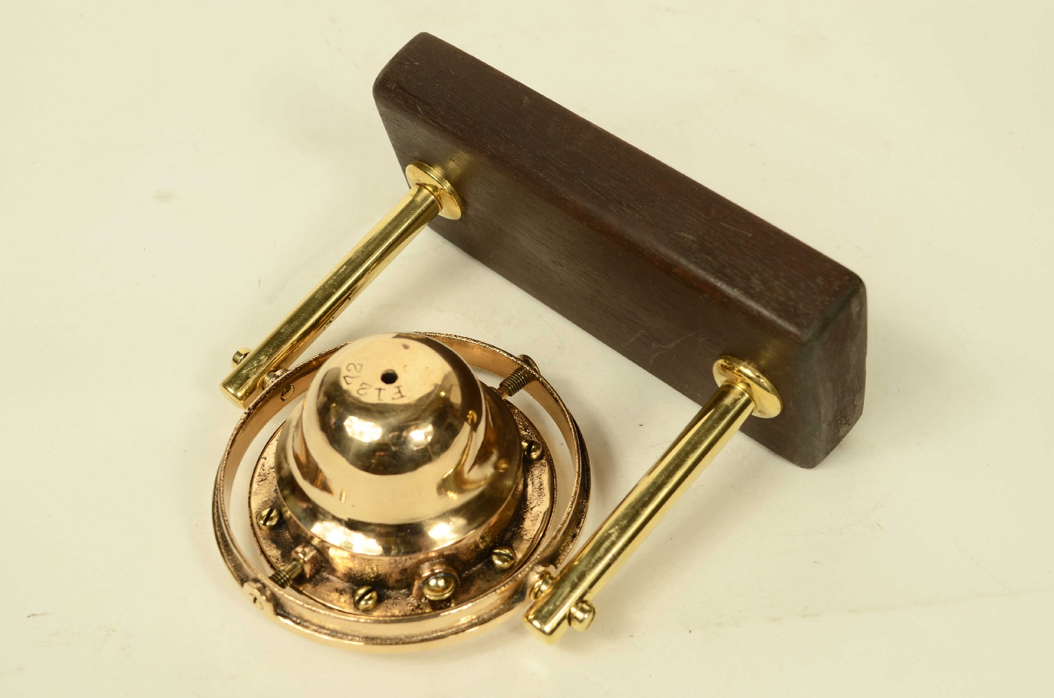 Antique compasses/8593-Nautical Compass