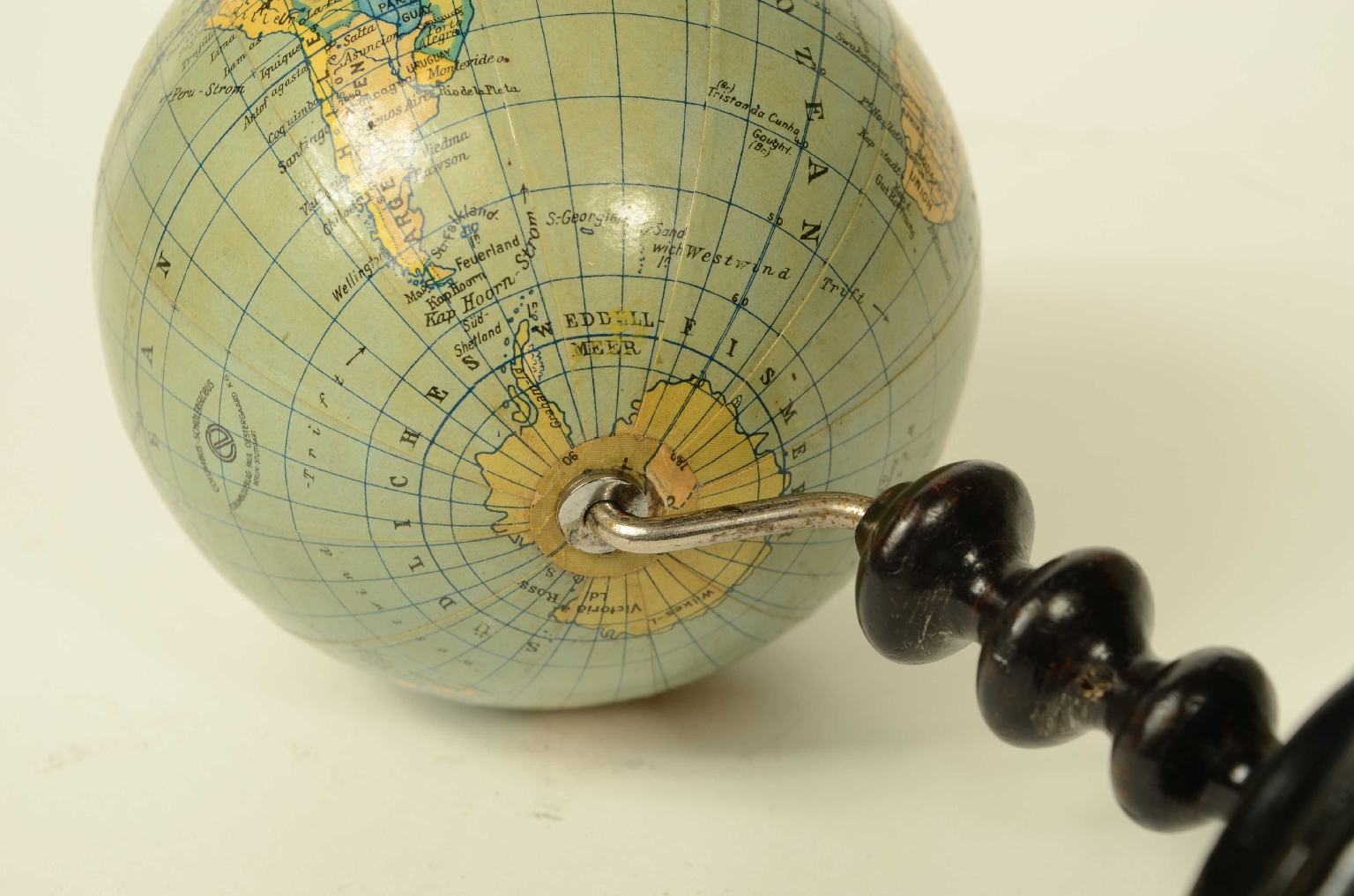 Antique globes-world maps/8623-Small Terrestrial Globe
