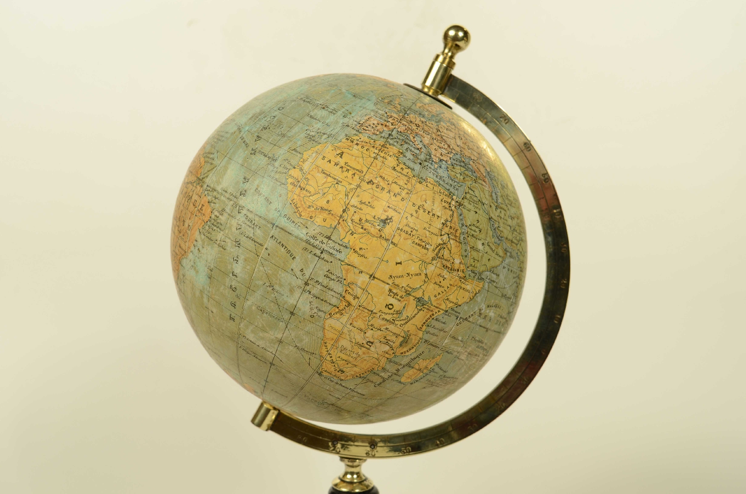 Antique globes-world maps/8624-Terrestrial Globe