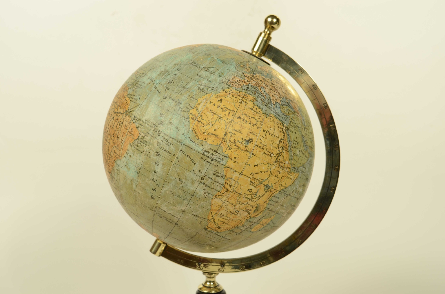 Antique globes-world maps/8624-Terrestrial Globe