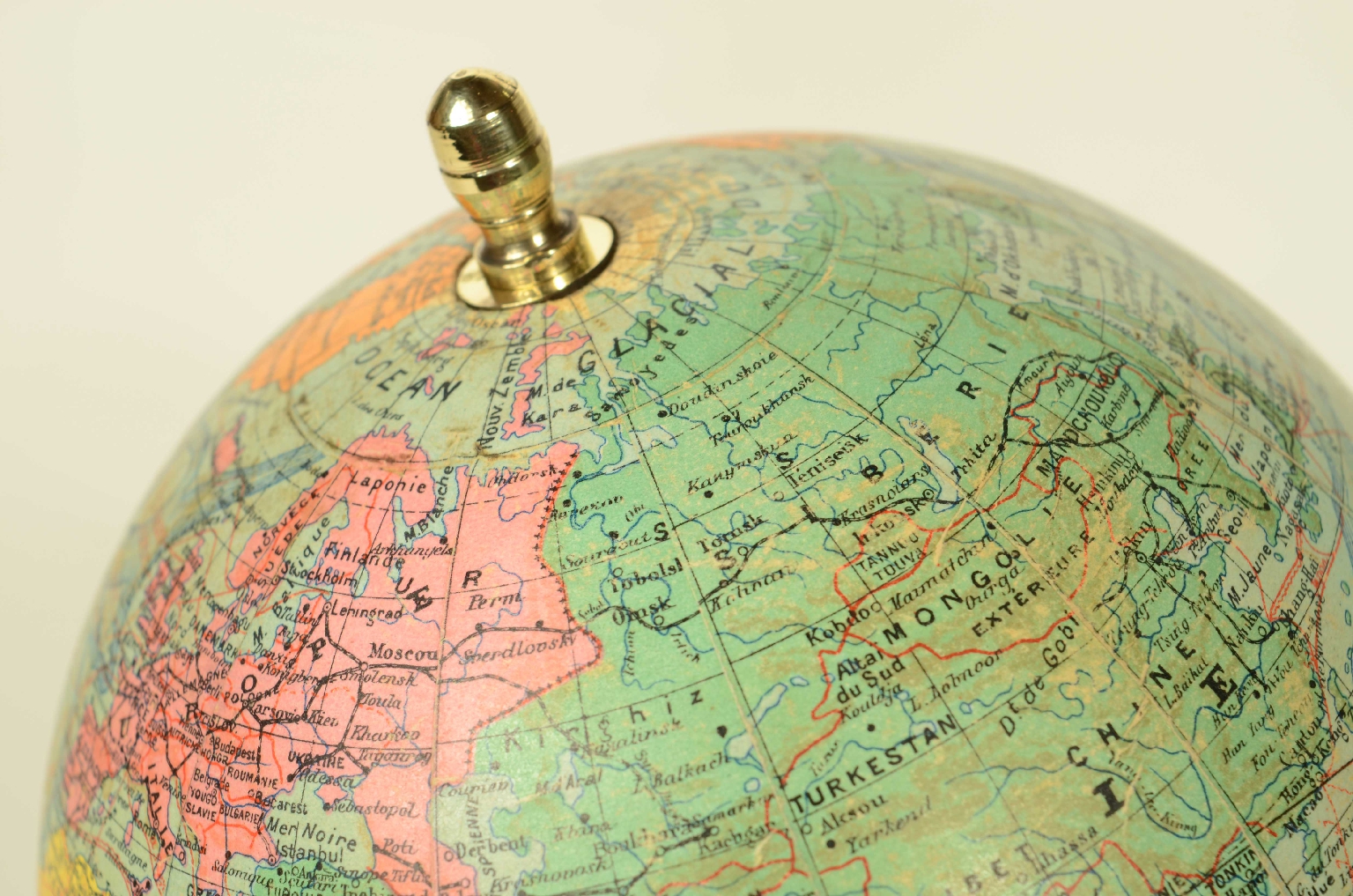 Antique globes-world maps/8625-Terrestrial Globe