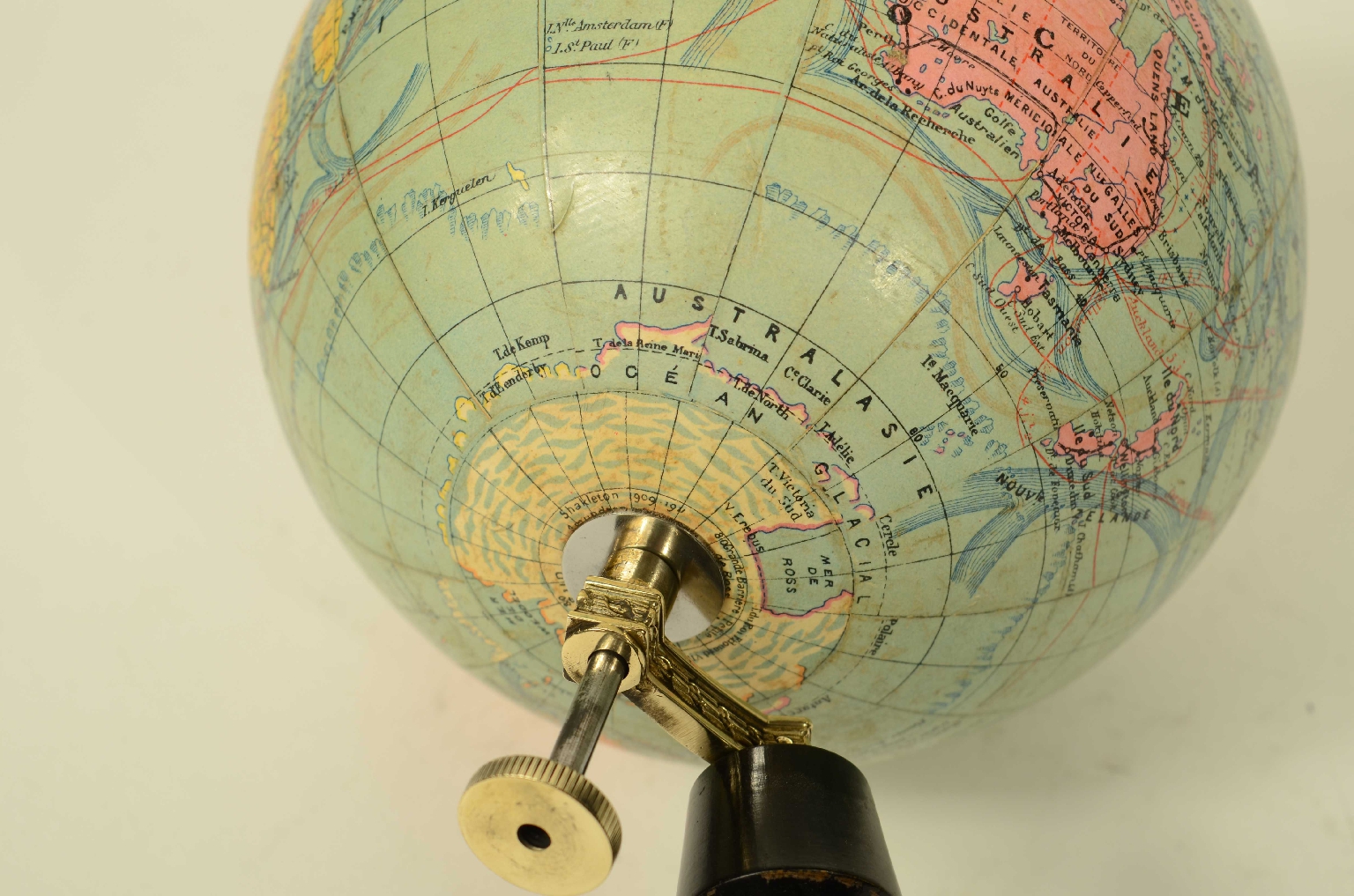 Antique globes-world maps/8625-Terrestrial Globe