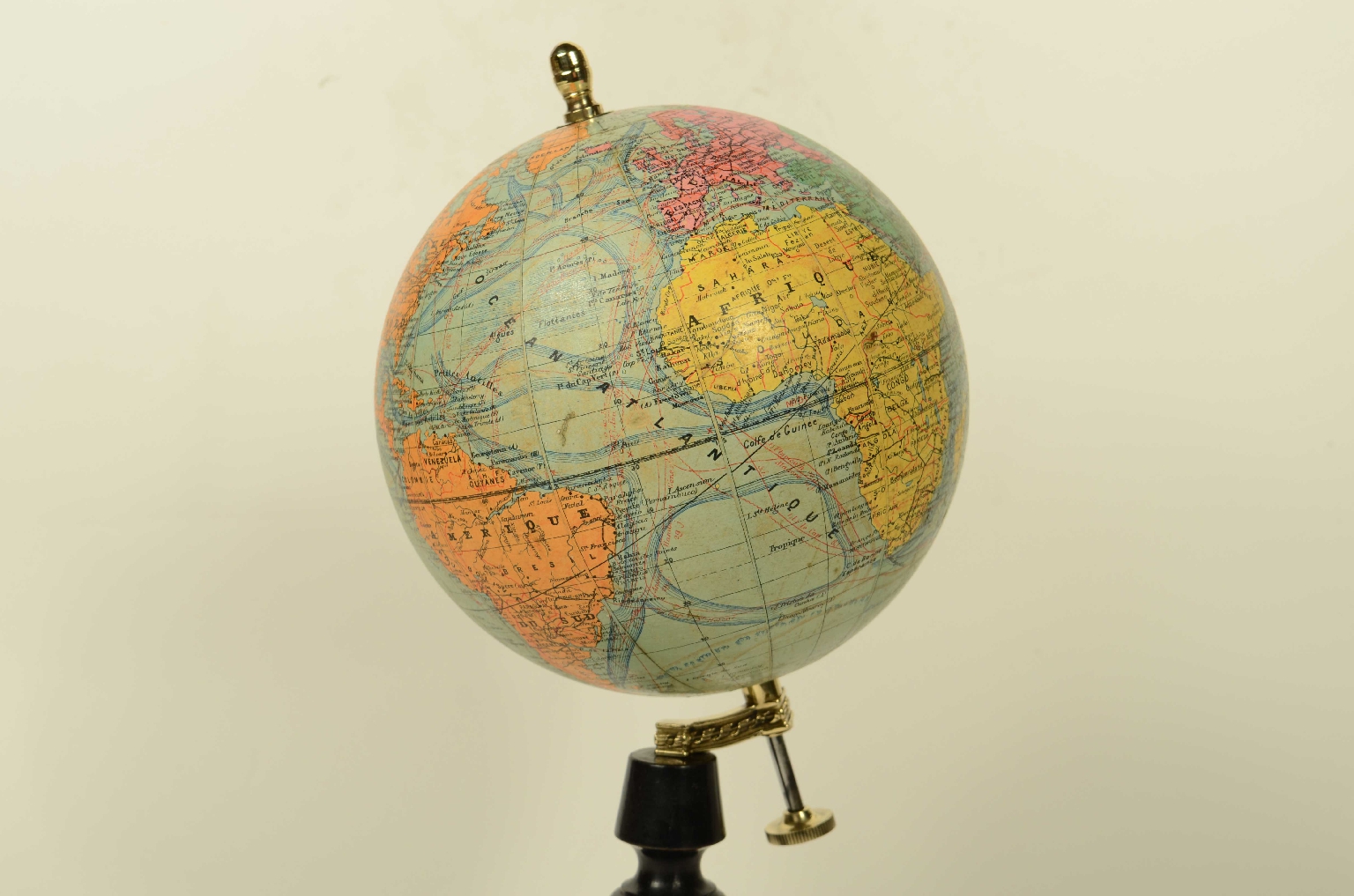 Antique globes-world maps/8625-Terrestrial Globe