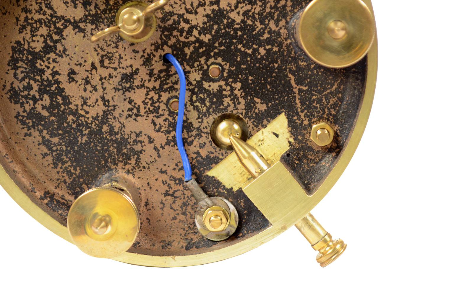 Antique measuring instruments/A105-Coil galvanometer