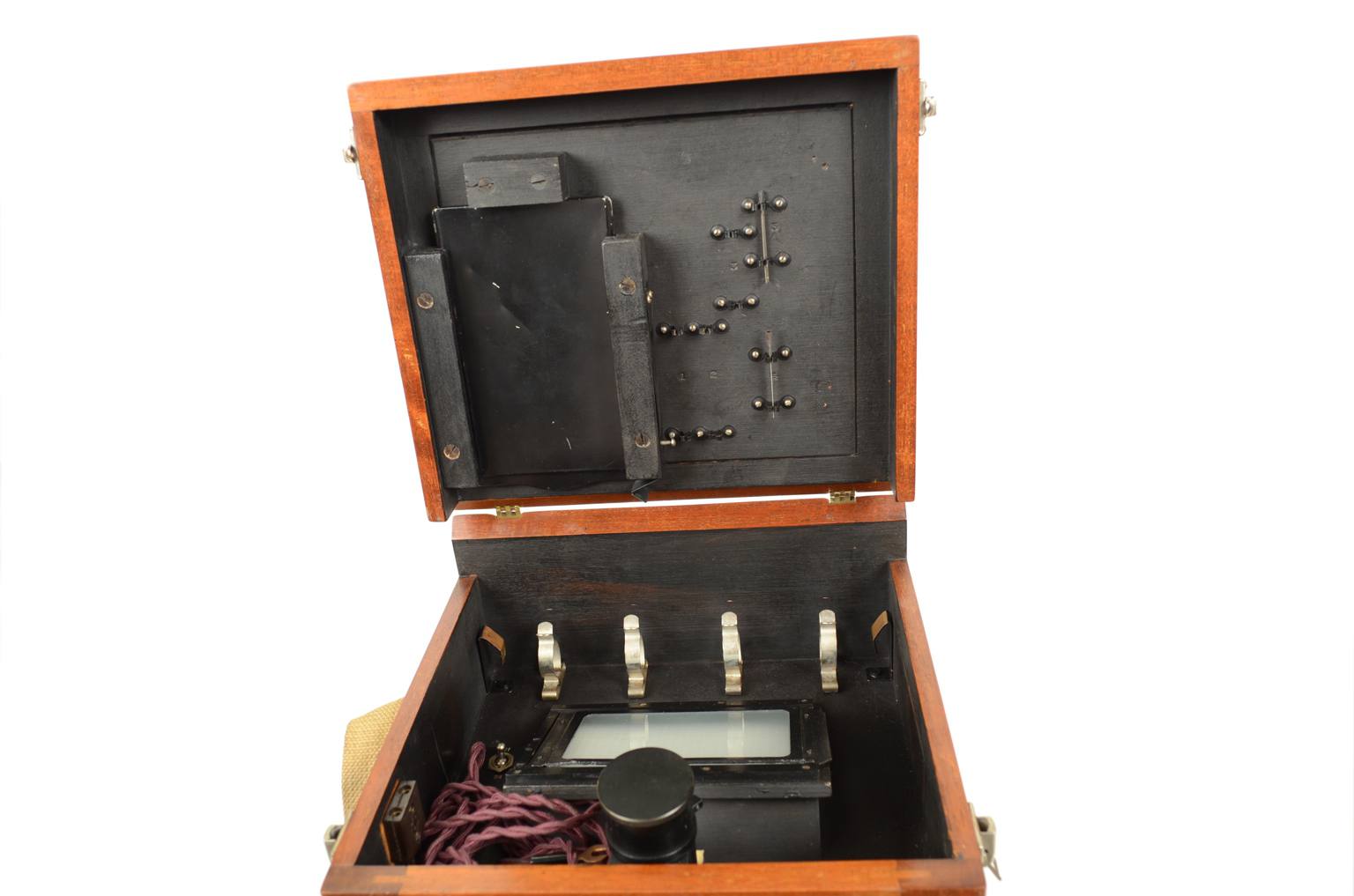 Antique measuring instruments/A114-Seismograph