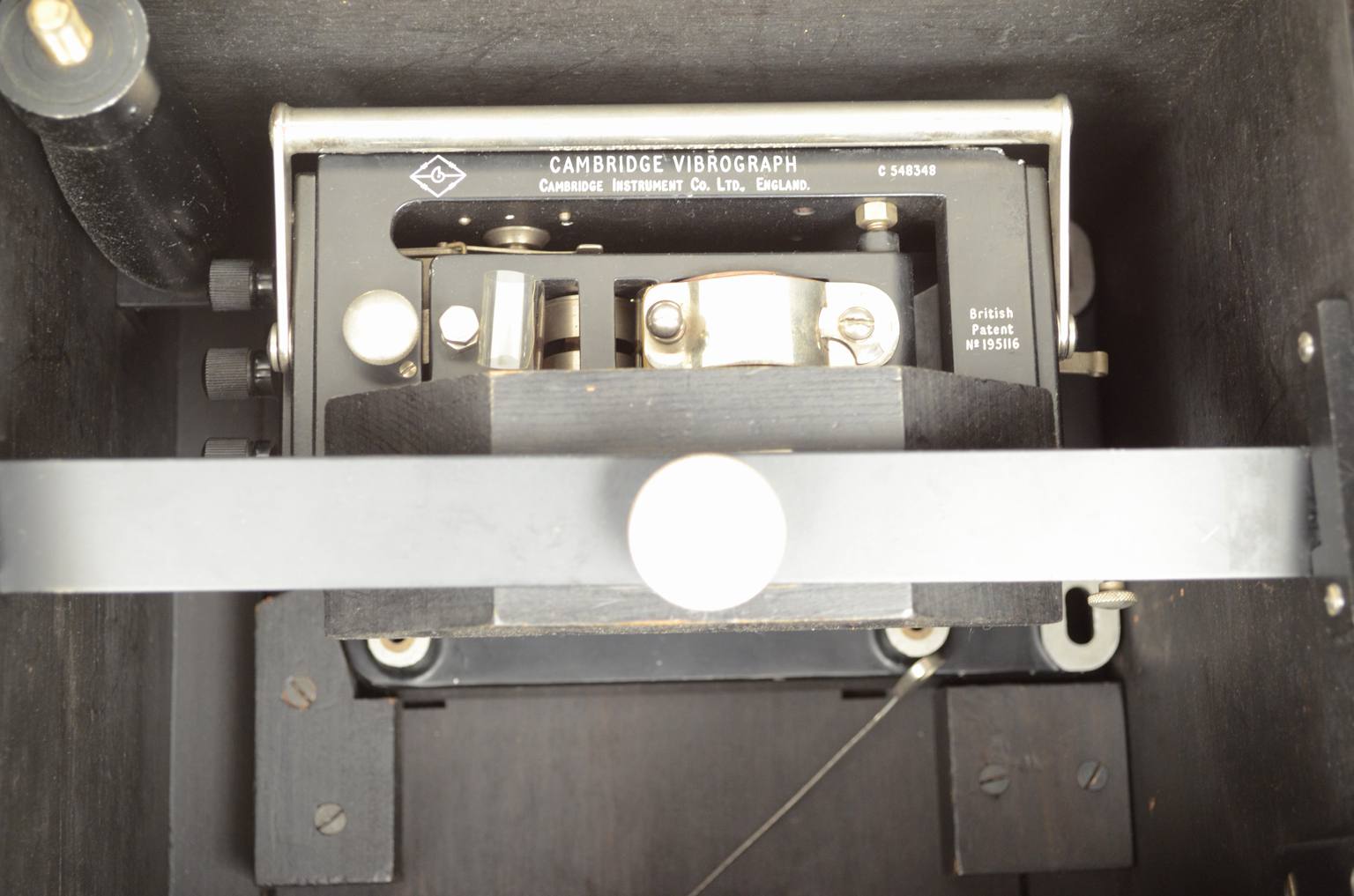 Strumenti di misura antichi/A114-Sismografo-vibrografo