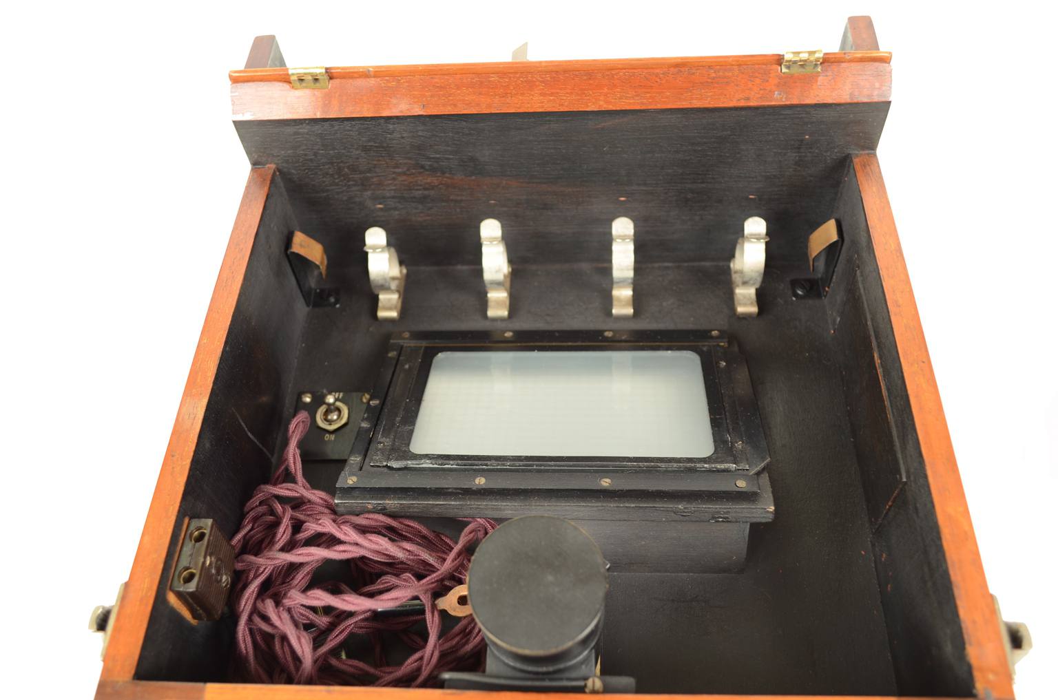 Antique measuring instruments/A114-Seismograph