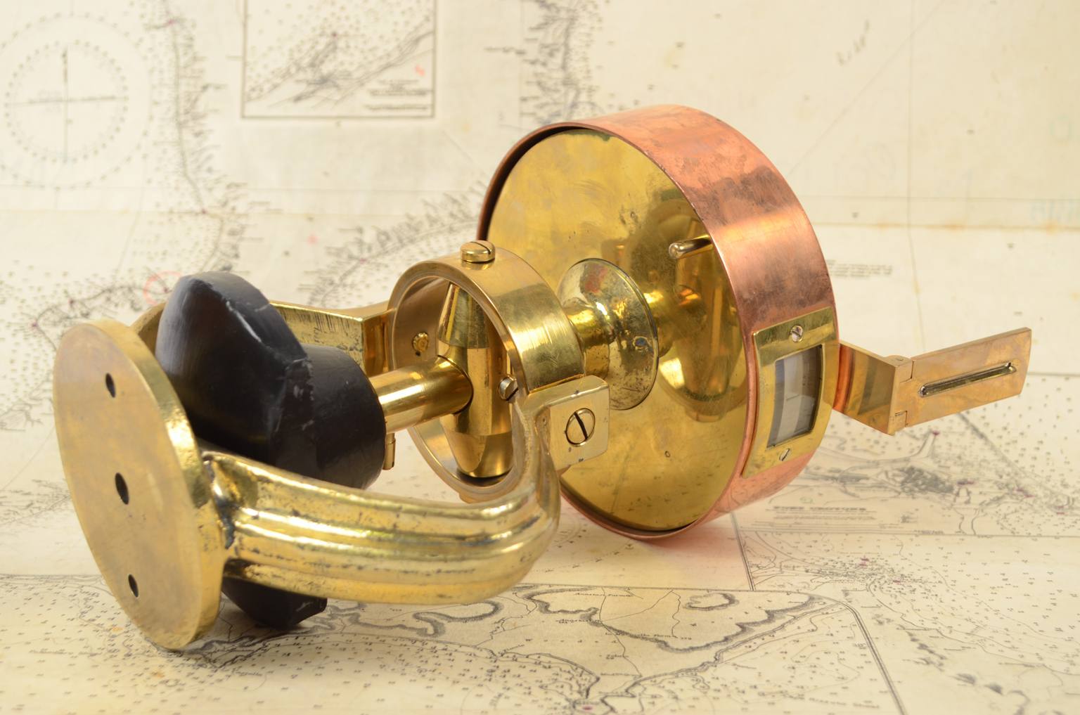 Nautical antiques/A72-Antique graphometer