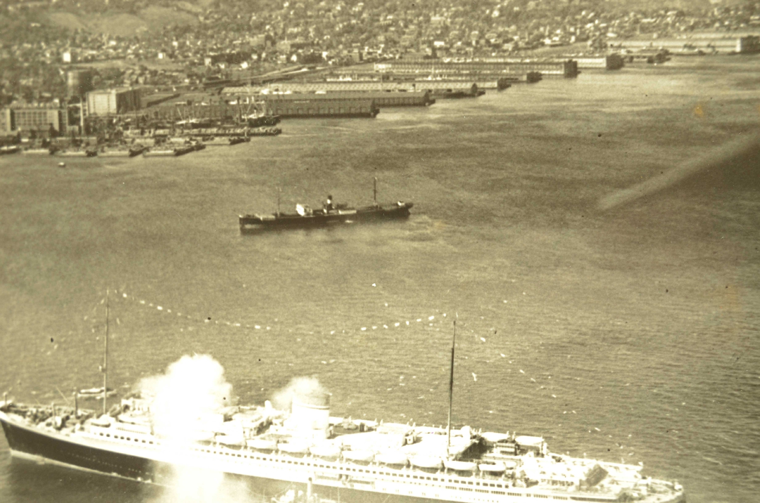 SS REX/R142-Photo of the REX