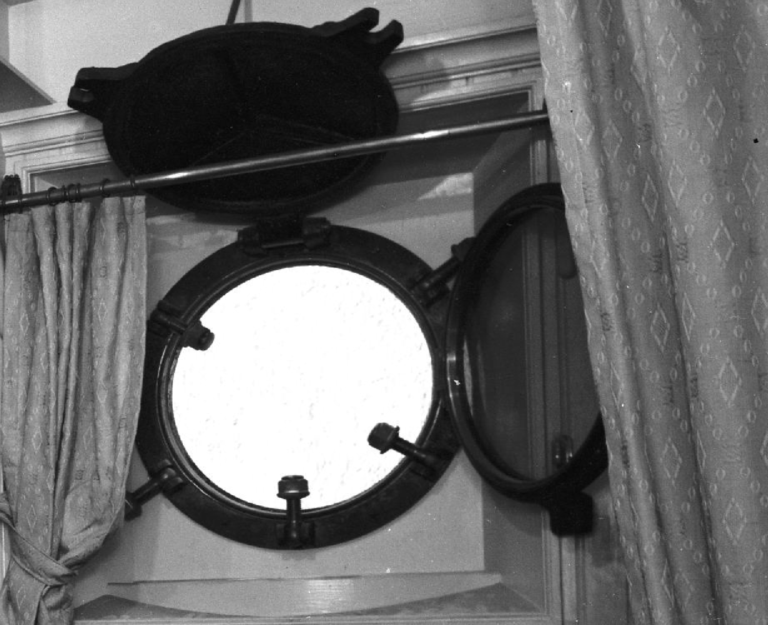 SS REX/Roblo-Porthole n. 132 REX