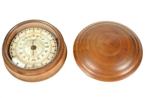 Code 4851 Antique sundial